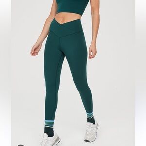 Aerie forest green crossover leggings